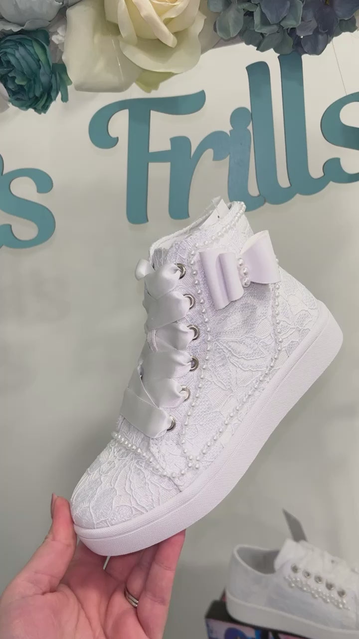 Load video: Girls Raya Communion High Top Trainer