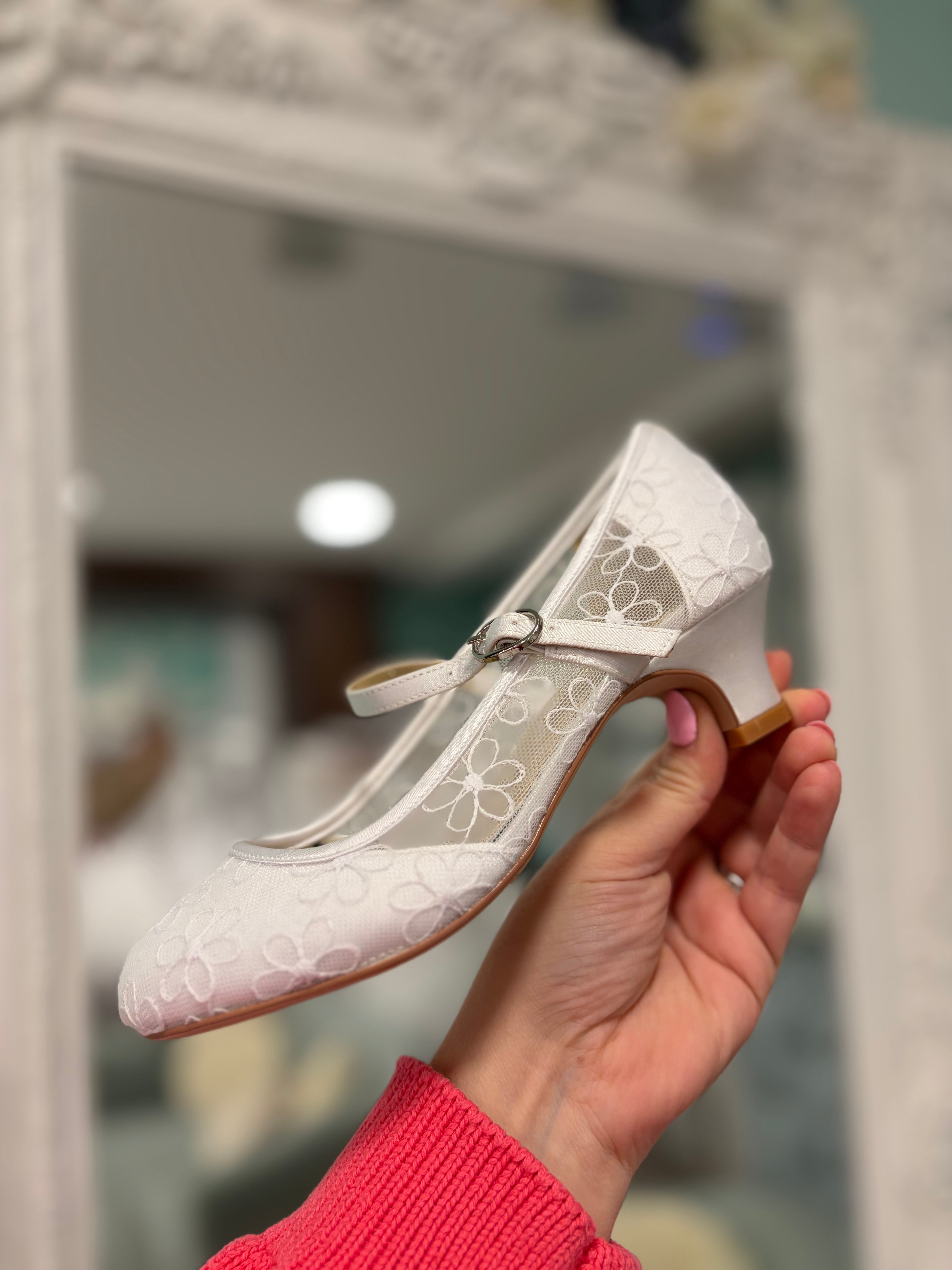 Daisy Communion Shoe White