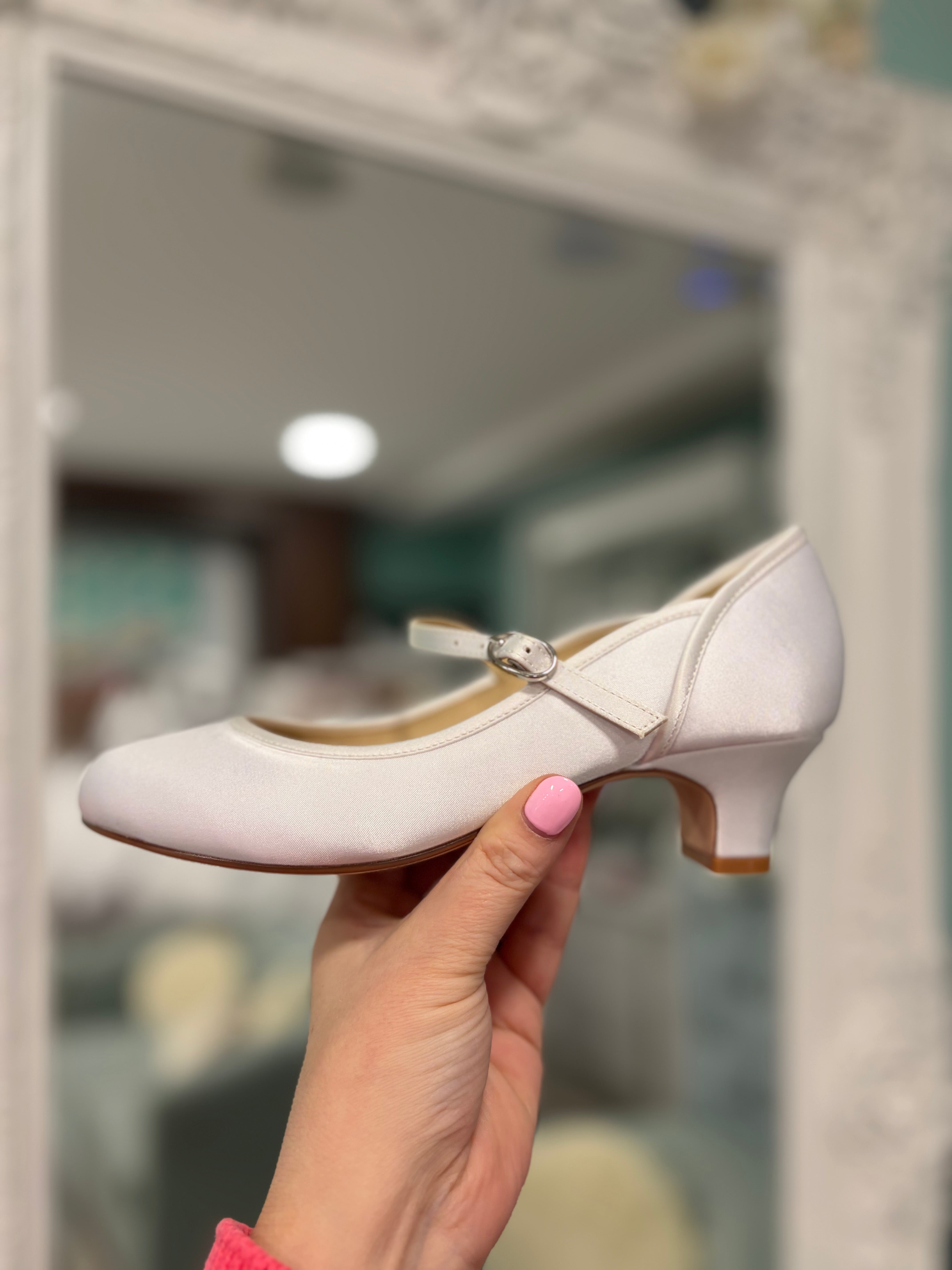 Lara Communion Shoe White