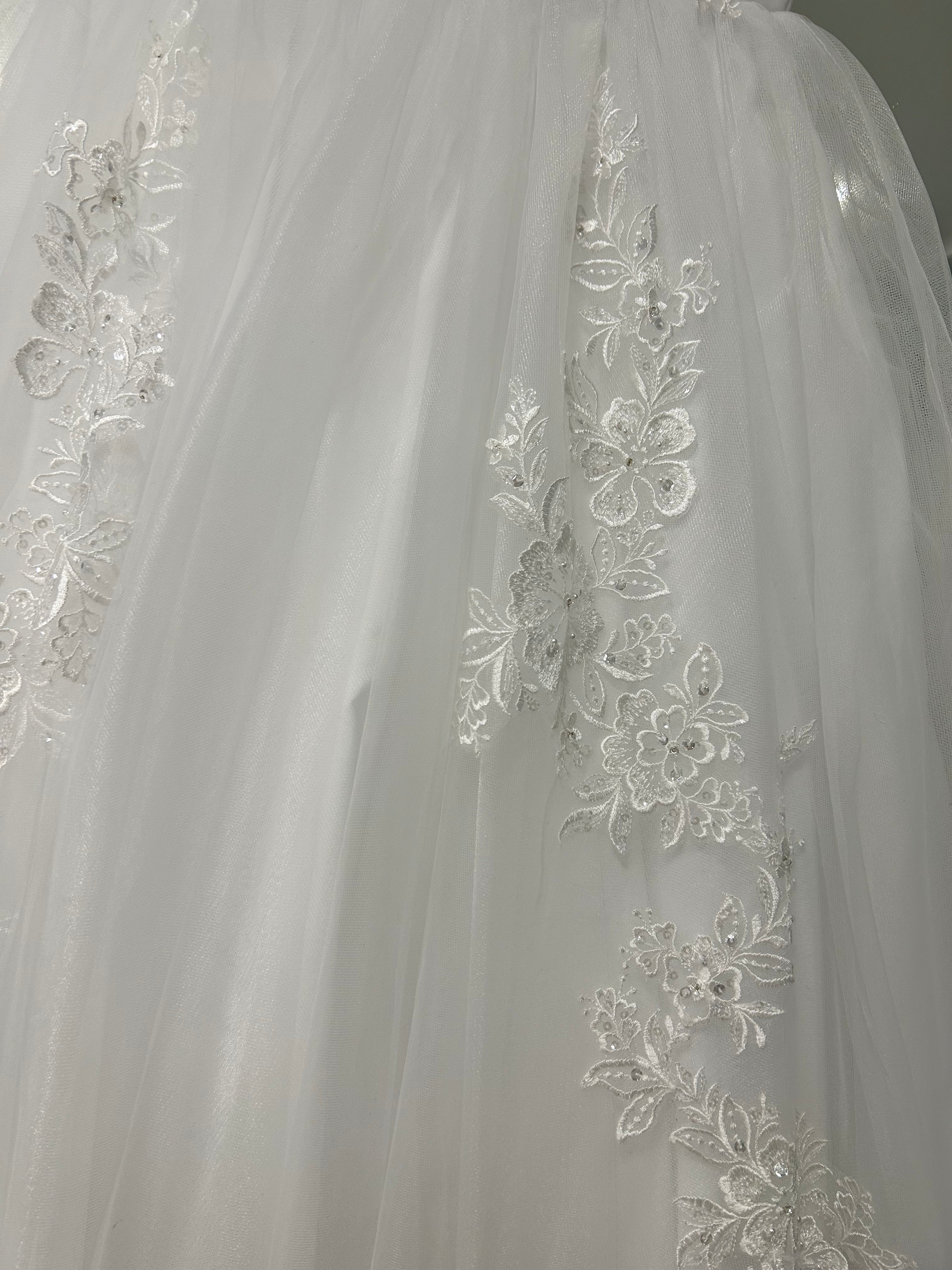 “Paula’s Communion” Communion Dress Size 7.5
